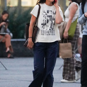 kh-outinnyc092023-taylorswifterastourshirt6