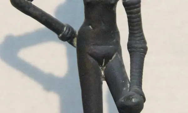 Why the 4-Inch "Dancing Girl" Figurine Riles Puritans in South Asia