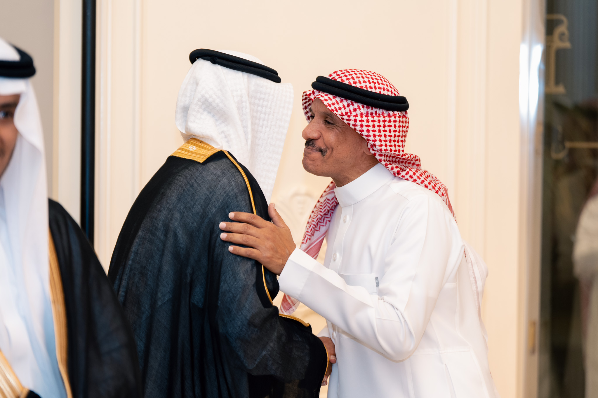 مصور زواجات جدة300