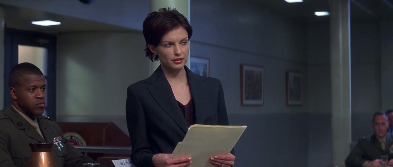 High Crimes Screenshot