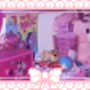 pink desk