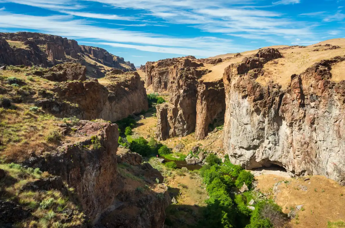 Oregon Wilderness Draws Travelers Away from Arizona's Grand Canyon