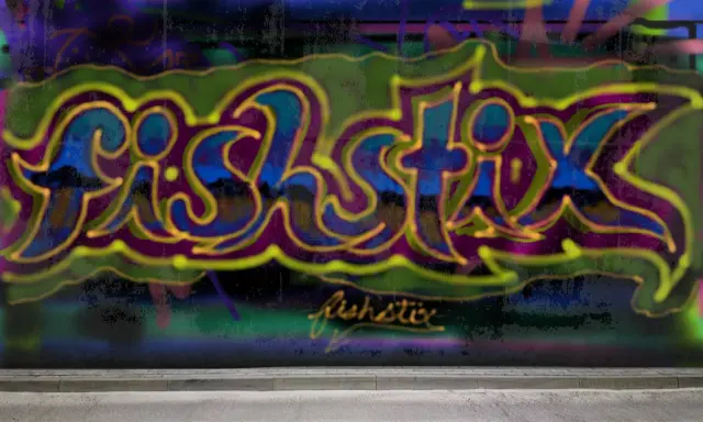 Graffiti artwork by Quiltoe