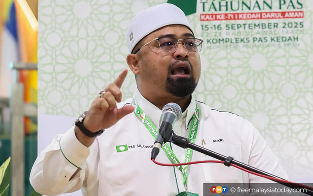 Ustaz Mohamed Sukri Omar
