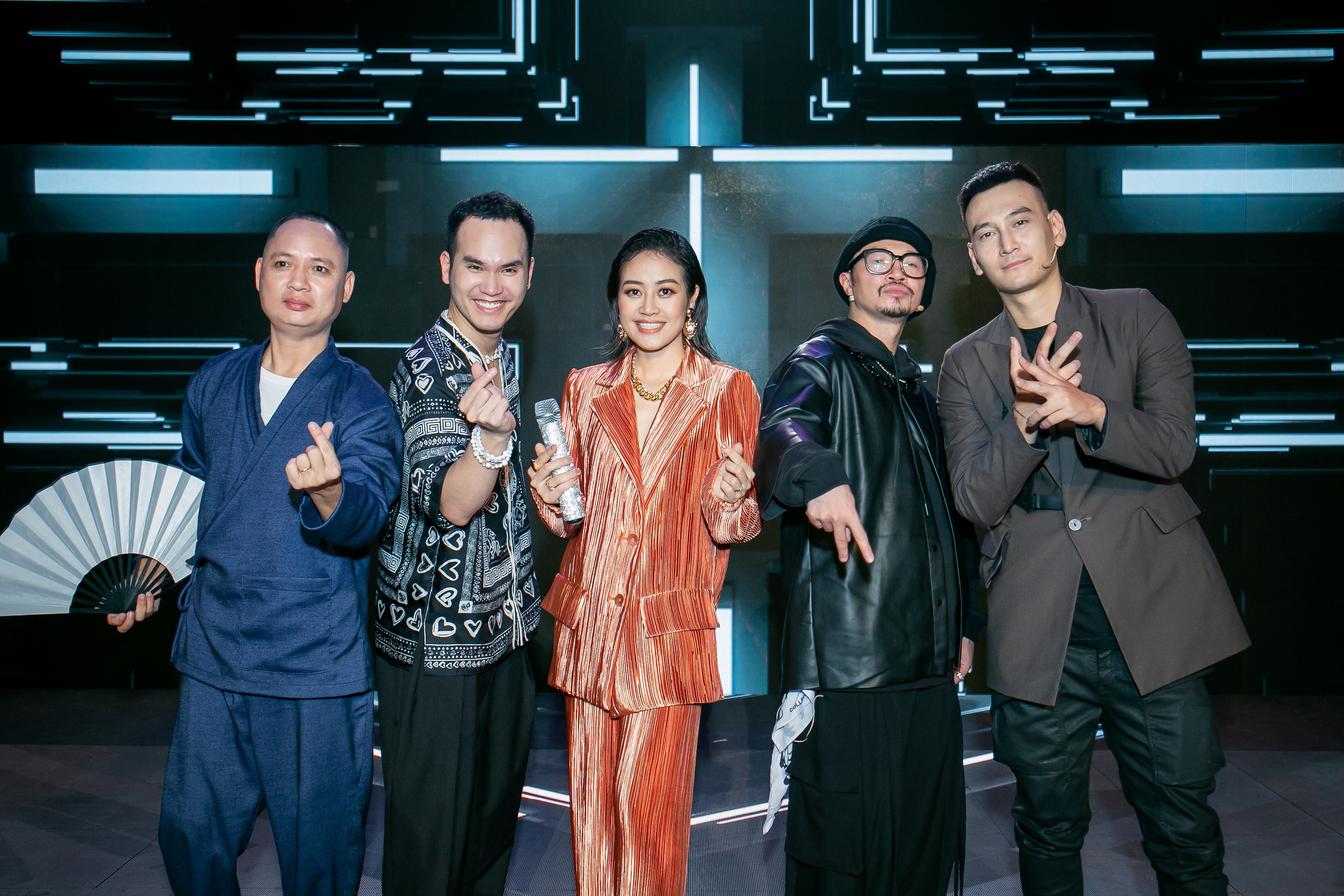 MASTER-MC-PHI-LINH