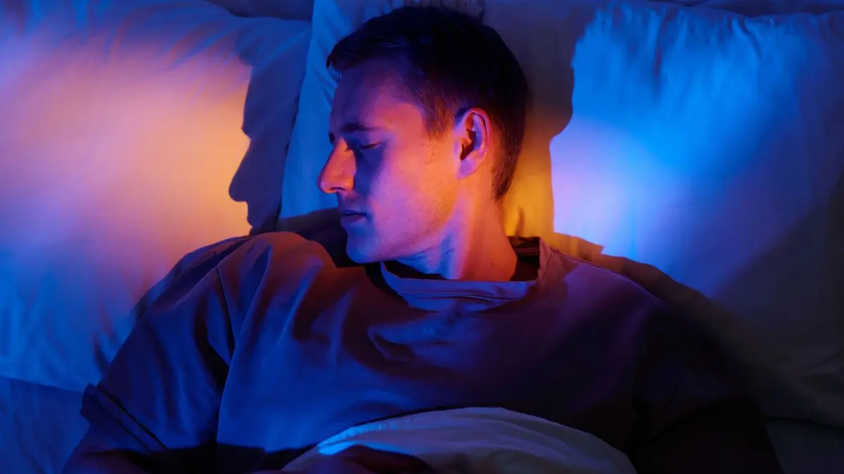 Older Workers Face Widespread Sleep Issues, AI Offers New Solutions
