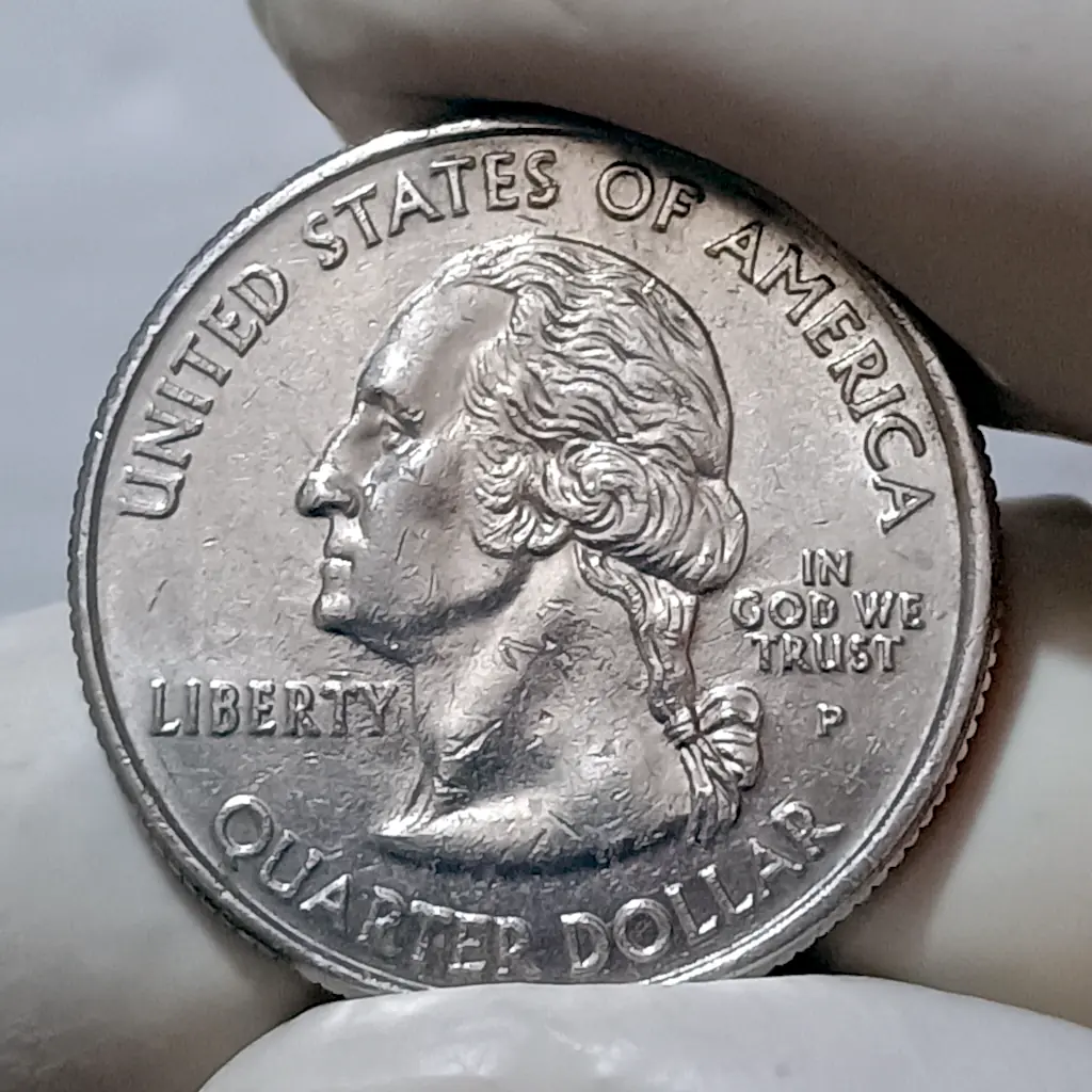Lote com 4 Moedas Estrangeiras 2 quarter Dollar e 2 Centavos de Euro - Foto 4