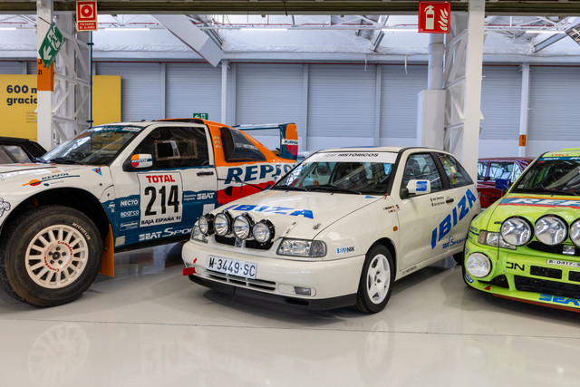 SEAT HISTORICOS 071