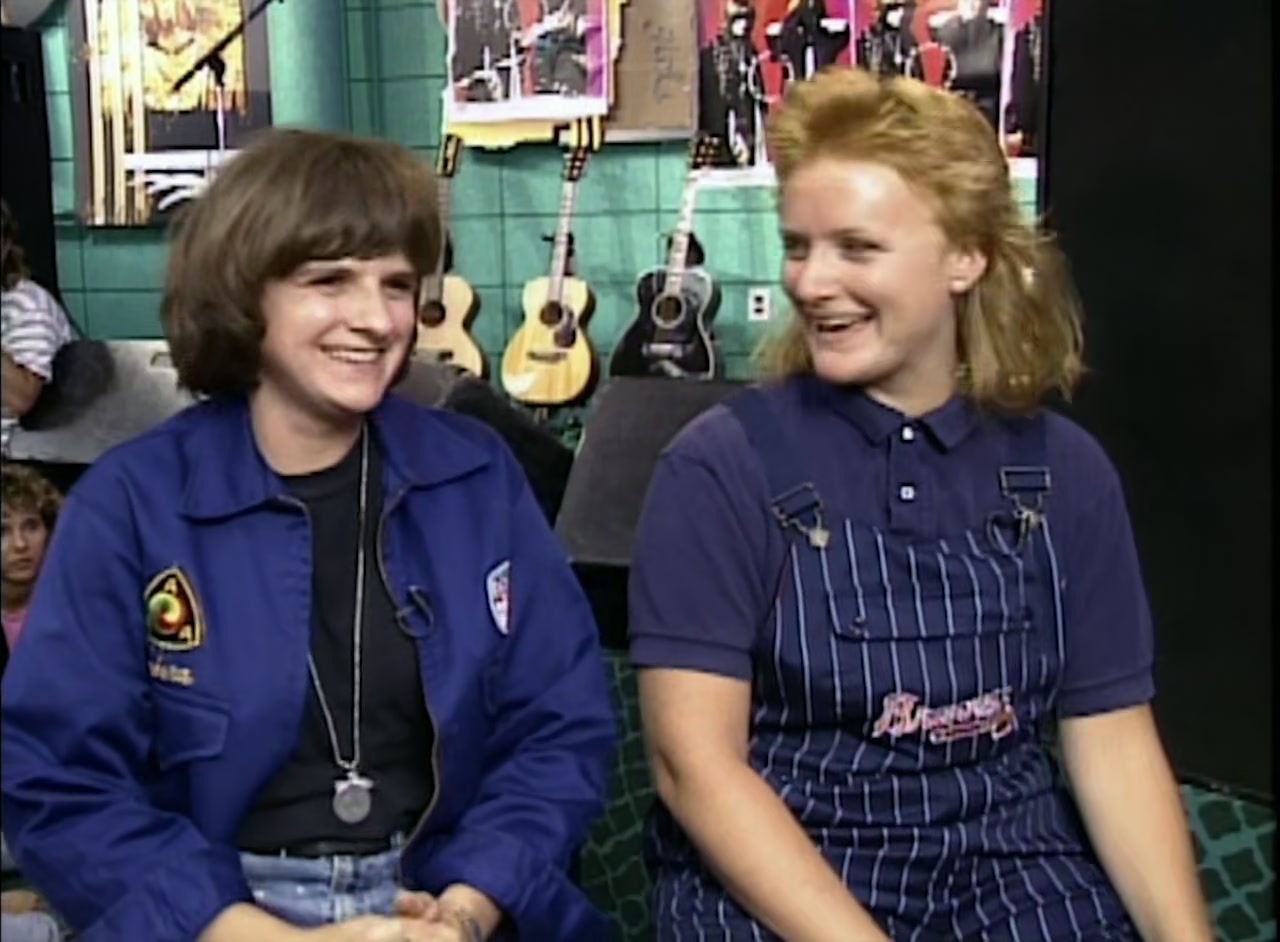 Indigo Girls: It's Only Life After All Screenshot