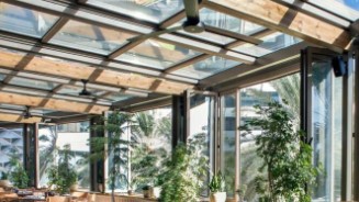 Retractable-roof