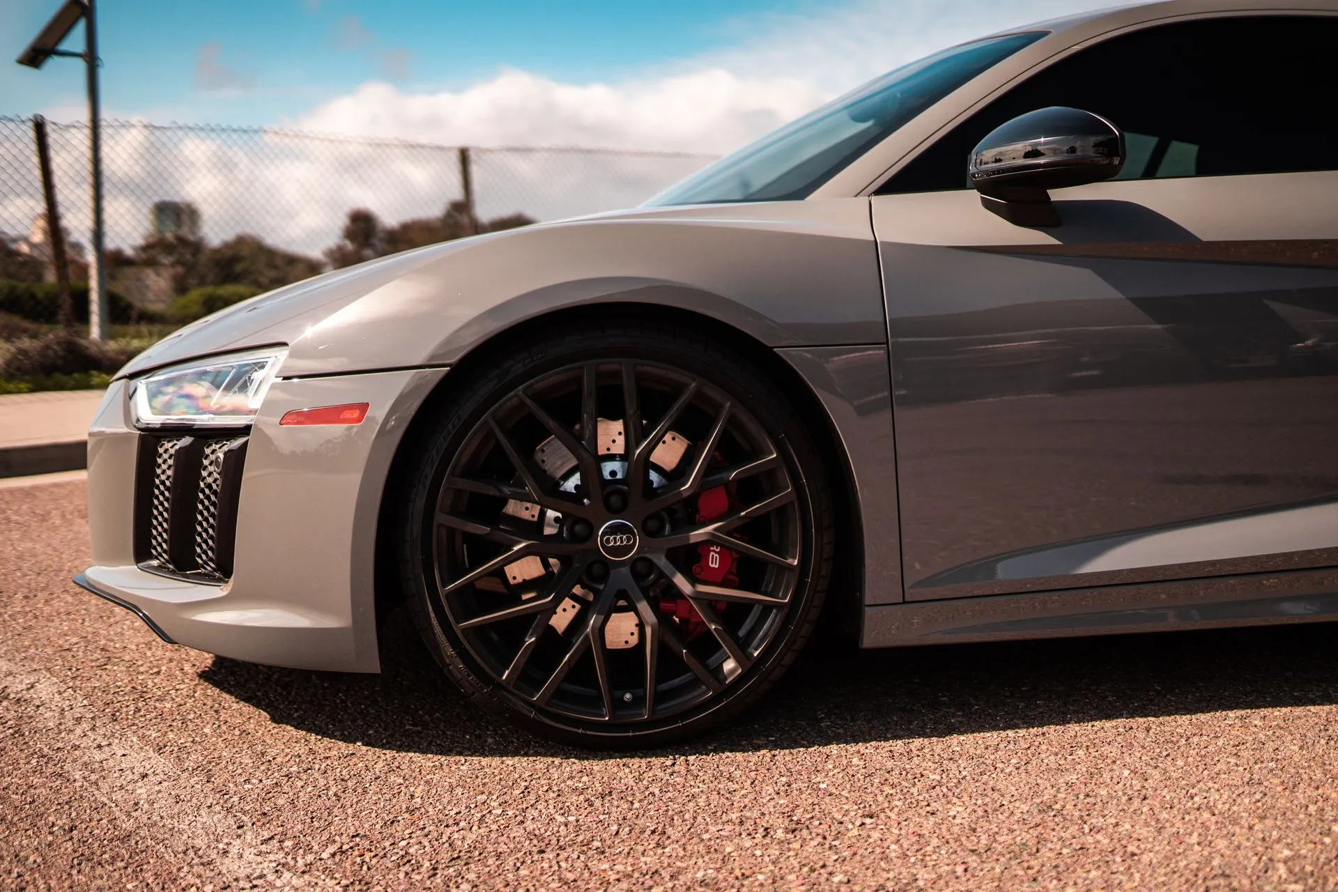 Audi R8 V10 photo 5