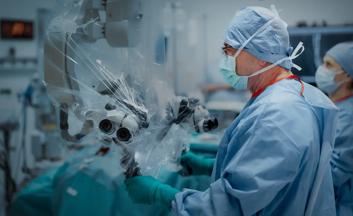 Centrul Regina Maria din Timișoara investește 1,5 milioane euro în tehnologii avansate de neurochirurgie