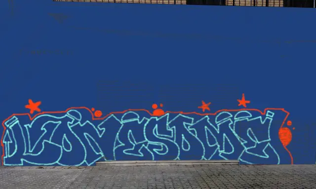 Graffiti artwork by Tkiz