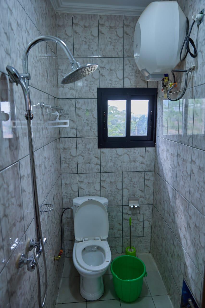 Appartement meublé à louer à Santa Barbara, Yaoundé - 30000 FCFA/nuit