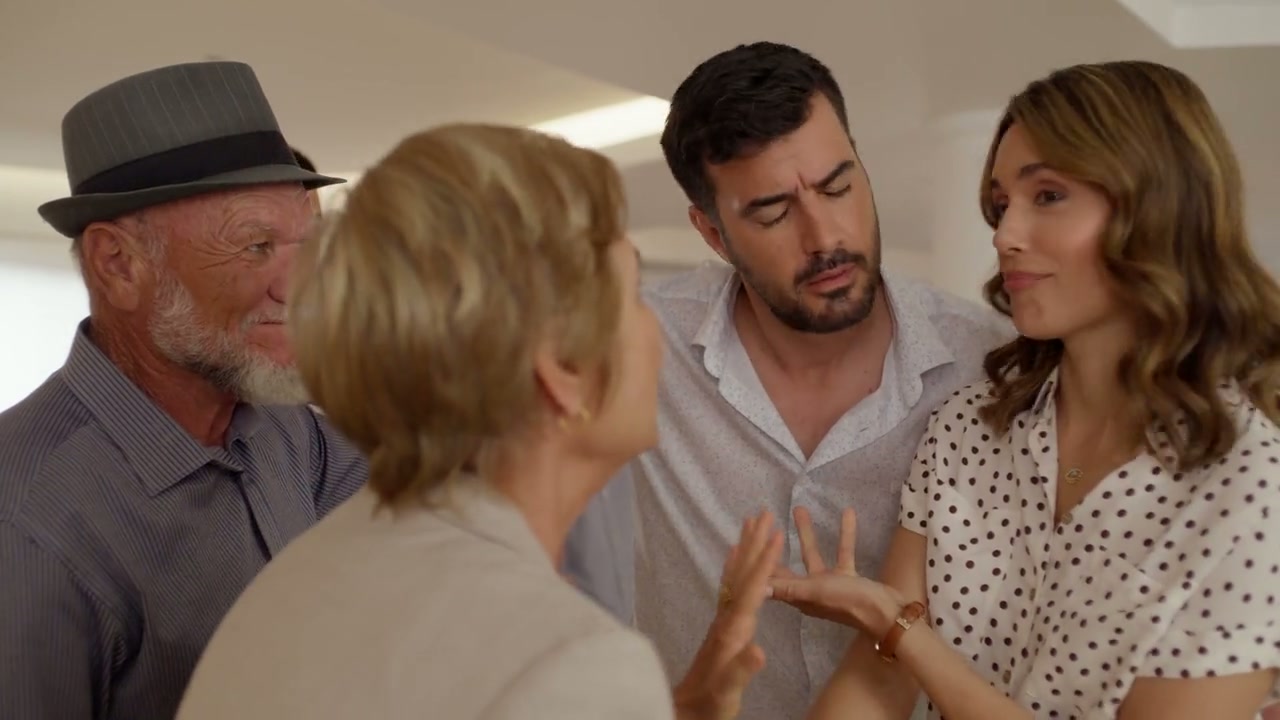 Love's Greek to Me Screenshot