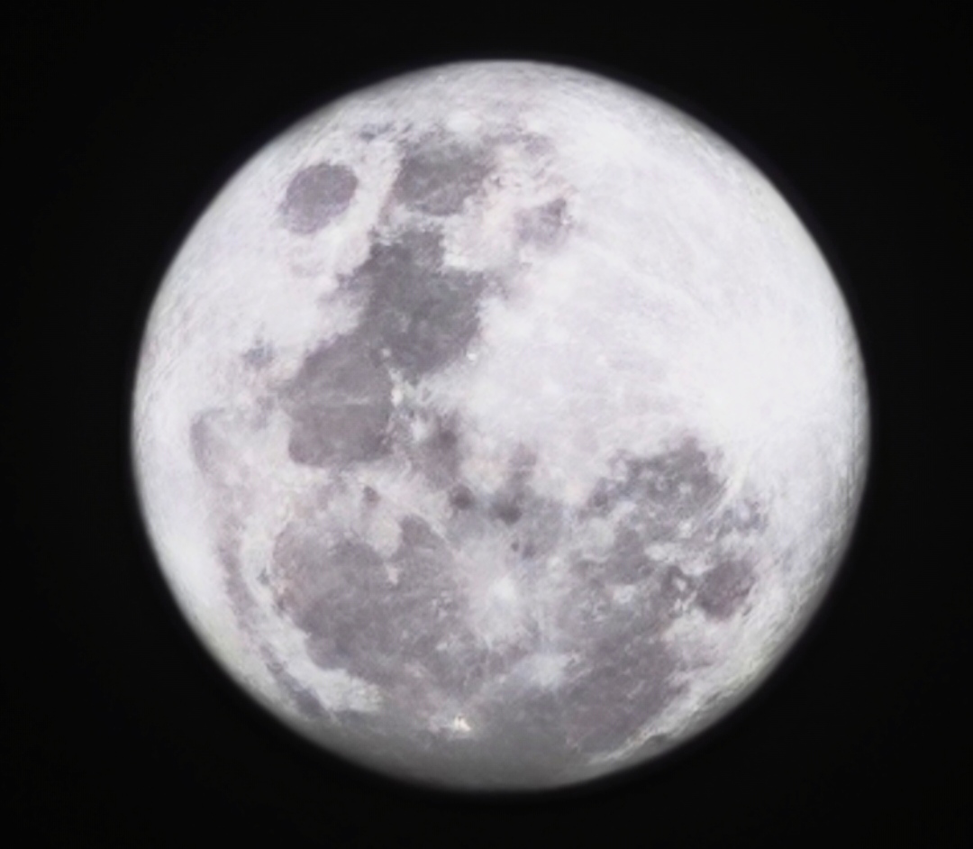 moony.jpg