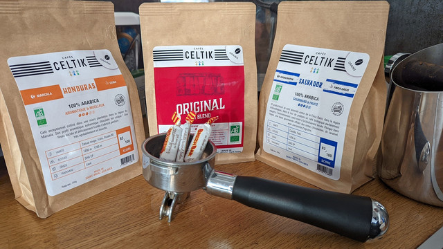 https://i.ibb.co/mTKqkFY/celtik.jpg