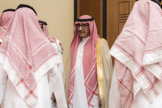 zF85iEX