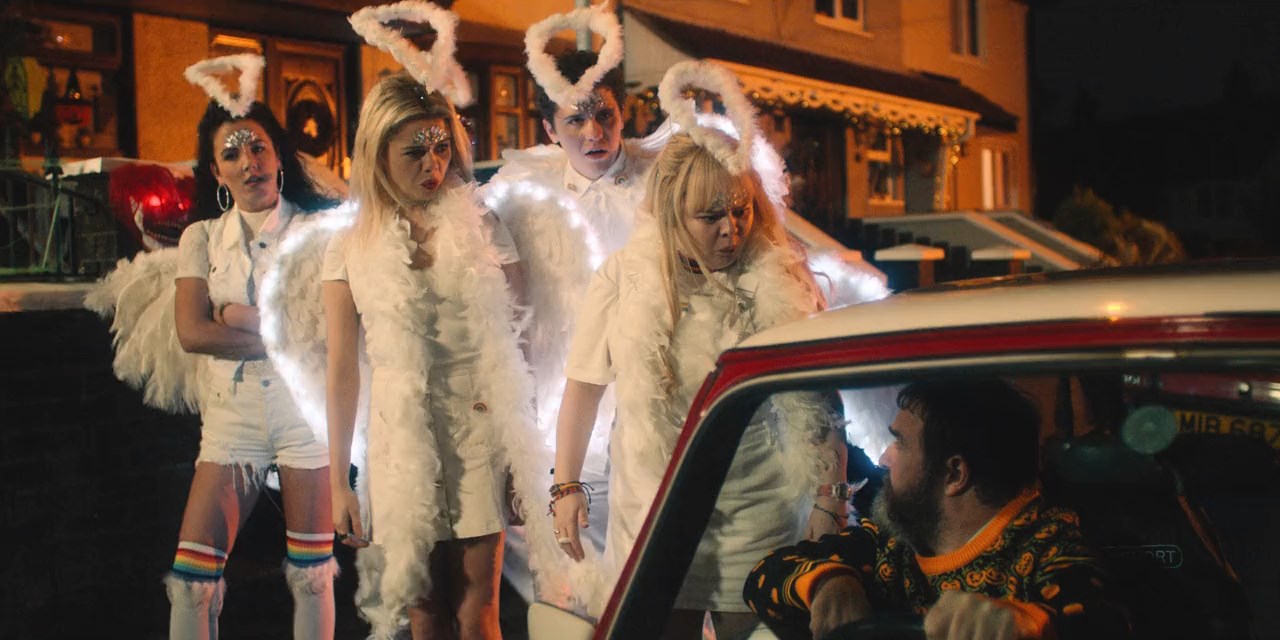 Derry Girls Screenshot