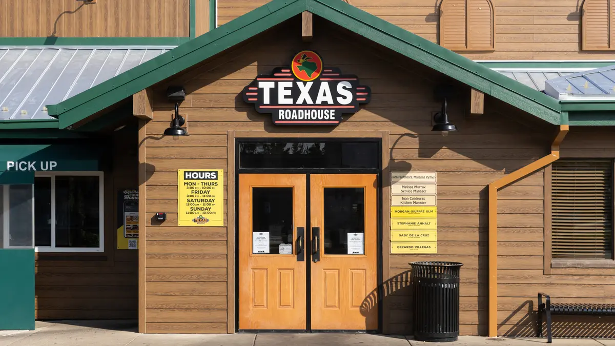 The Lost Texas Roadhouse Chicken Dish That Won't Return