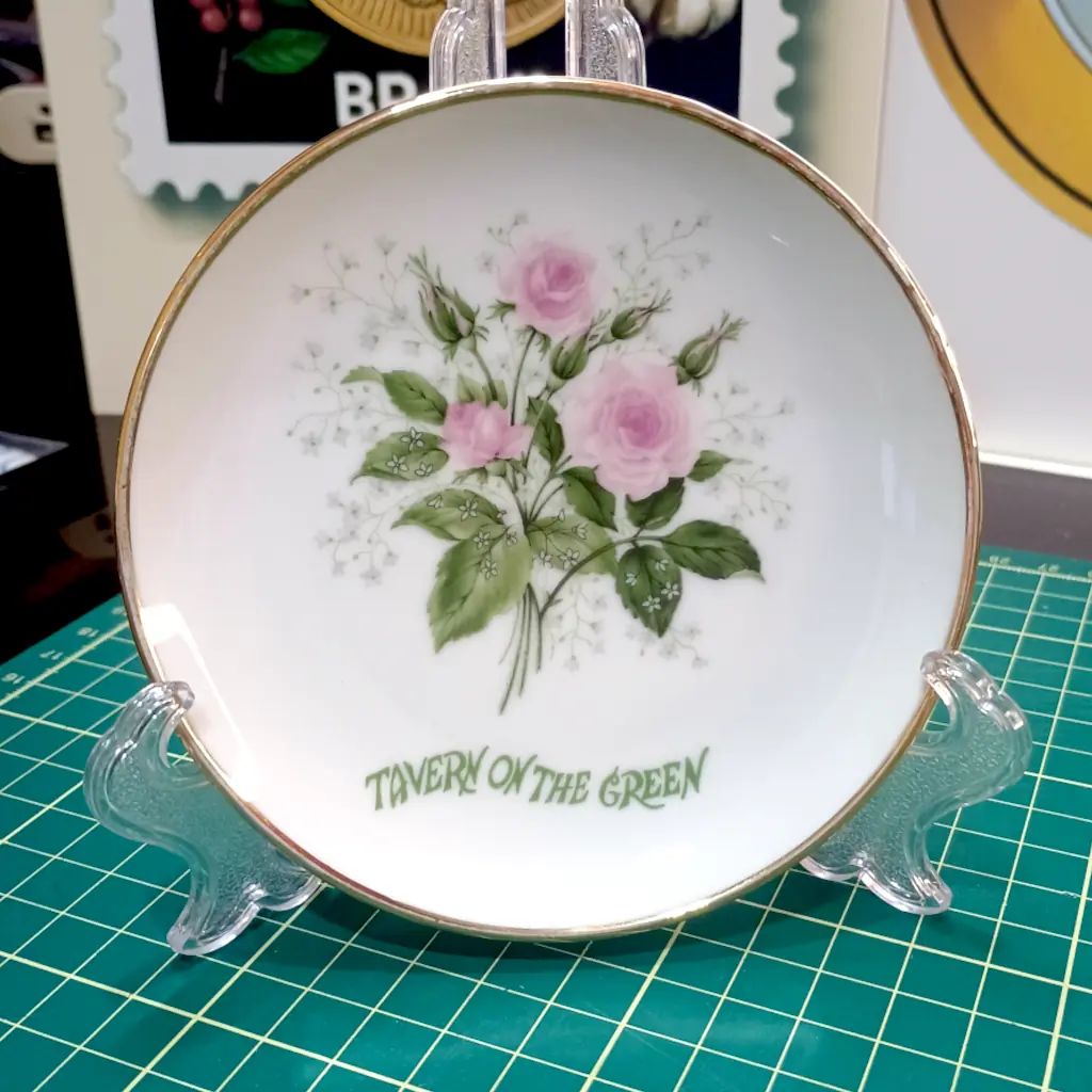 Pires de Porcelana Original — Tavern on the Green, Central Park, Nova York · Anos 1970.