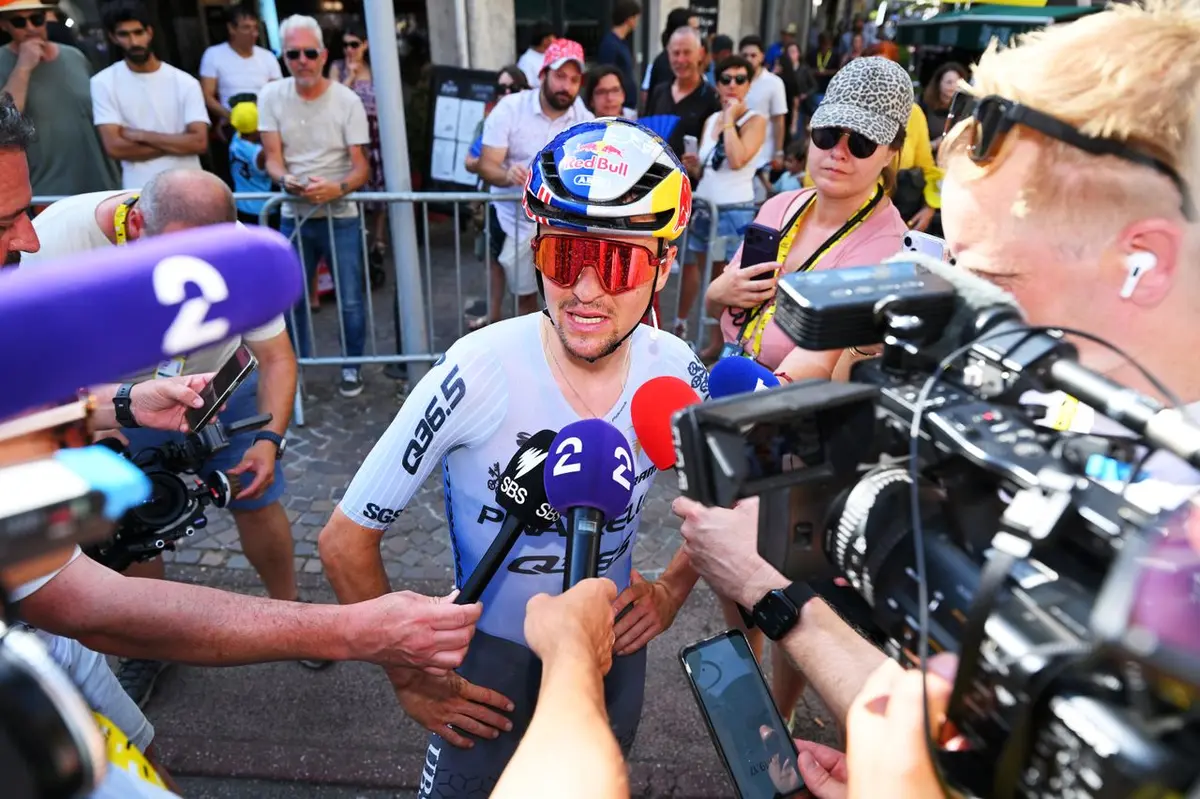 Pidcock's Tour de France Shifter Malfunction Raises Concerns