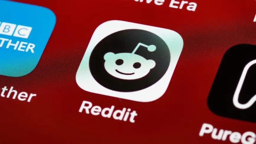 Reddit Threatens to Block Google Access