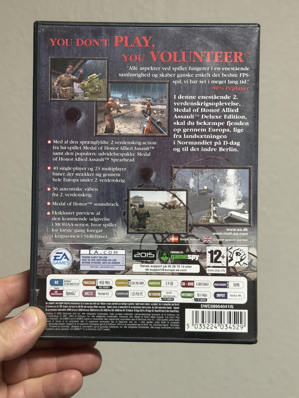 Medal of Honor Deluxe Danish back cover with contents and printed review score