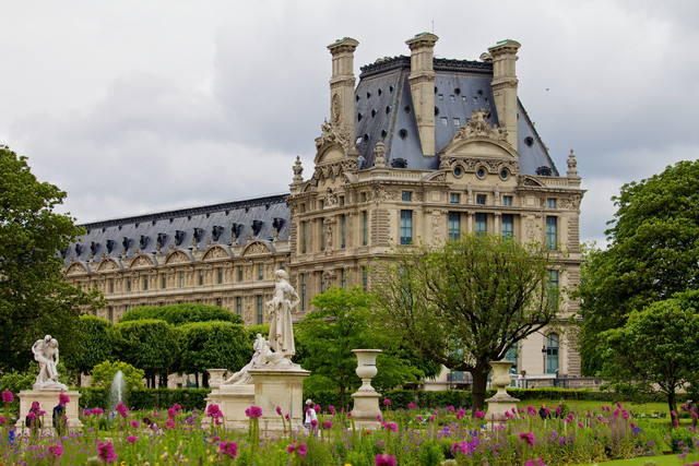 Musee-du-Louvre-b
