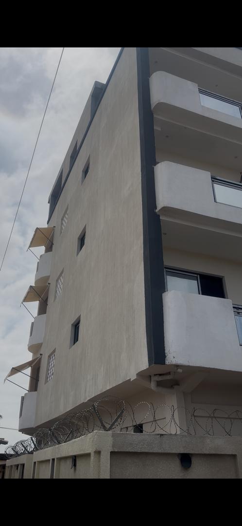 Immeuble · Seni Fofana, Port-Bouet · à vendre