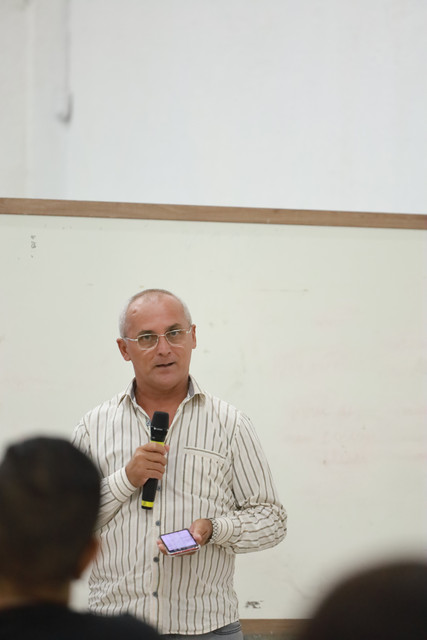 IMG-1986