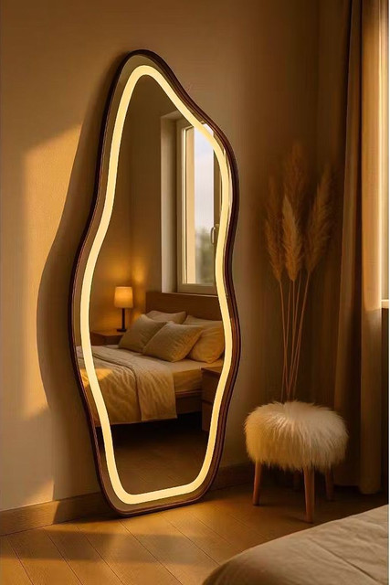 LitMirror India — LMI 21