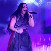 kelli-ev12