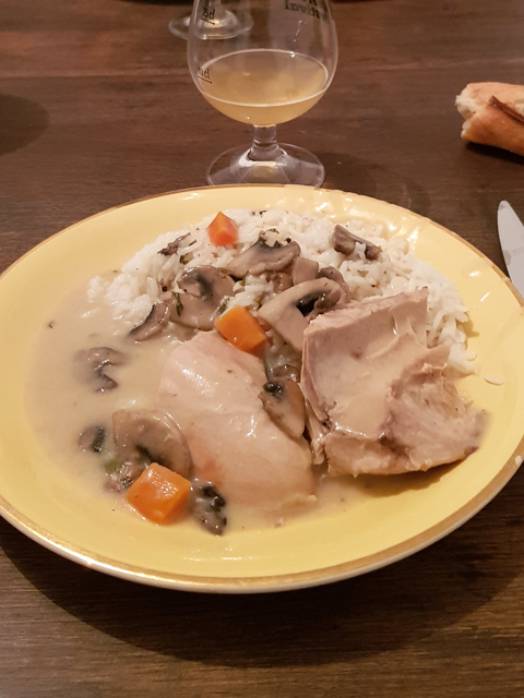 https://i.ibb.co/n7SyRBL/poule-au-riz.jpg