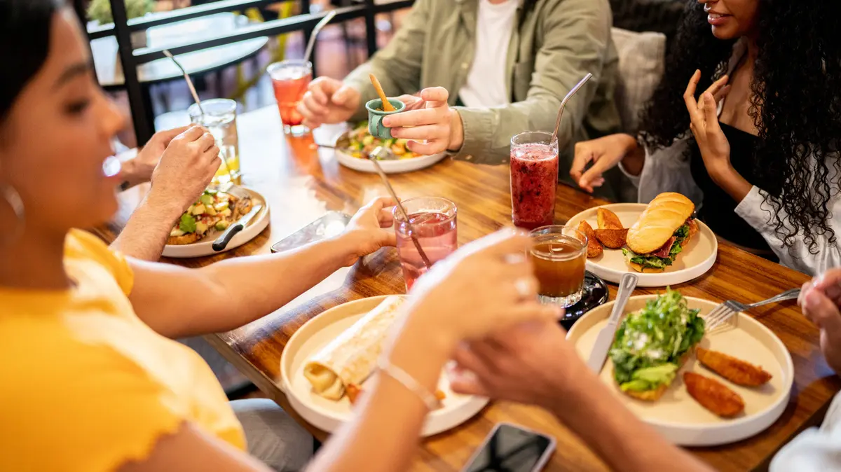 Lunch Deals Under $15 at Top Chain Restaurants