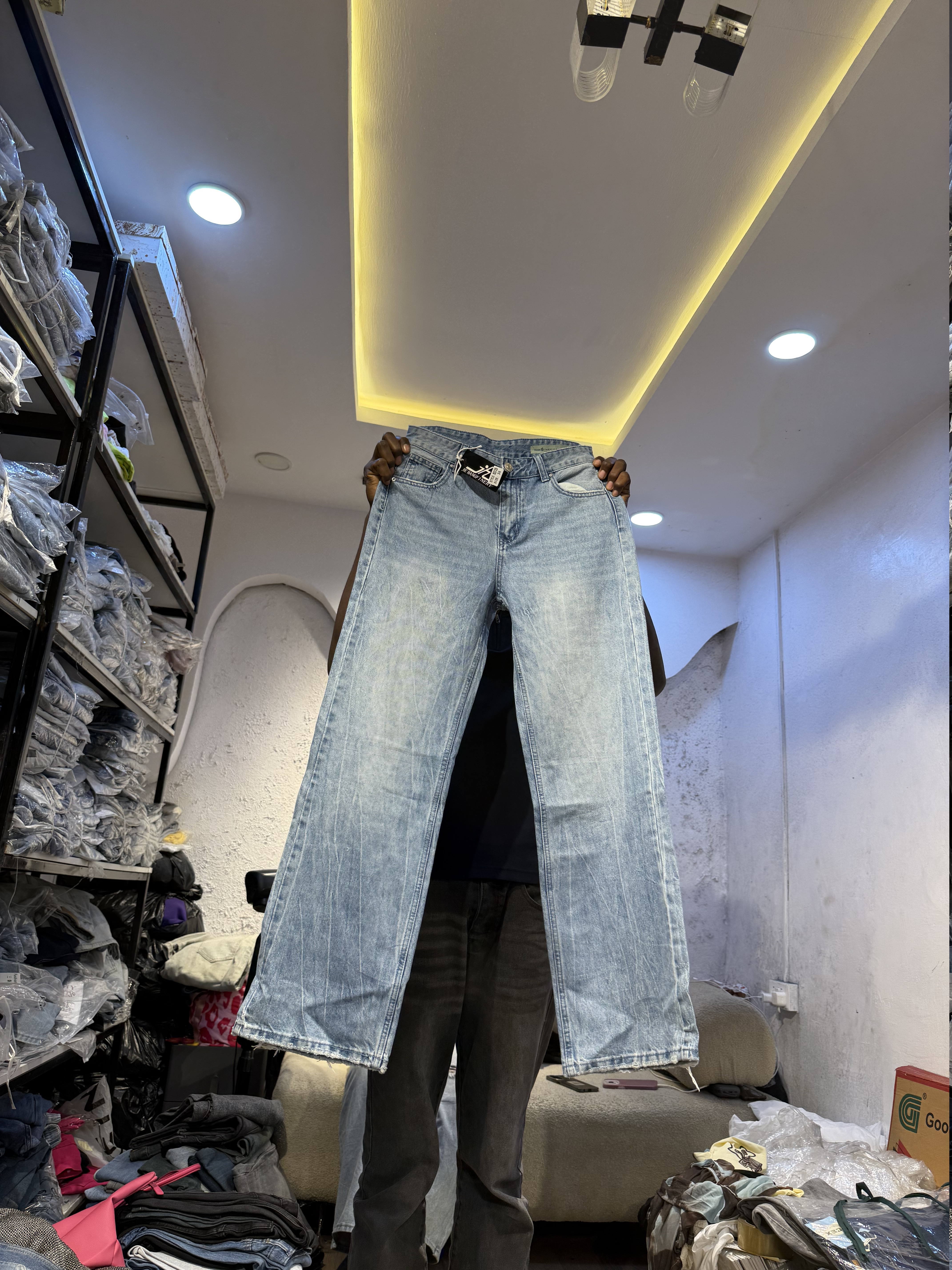 Waist 32