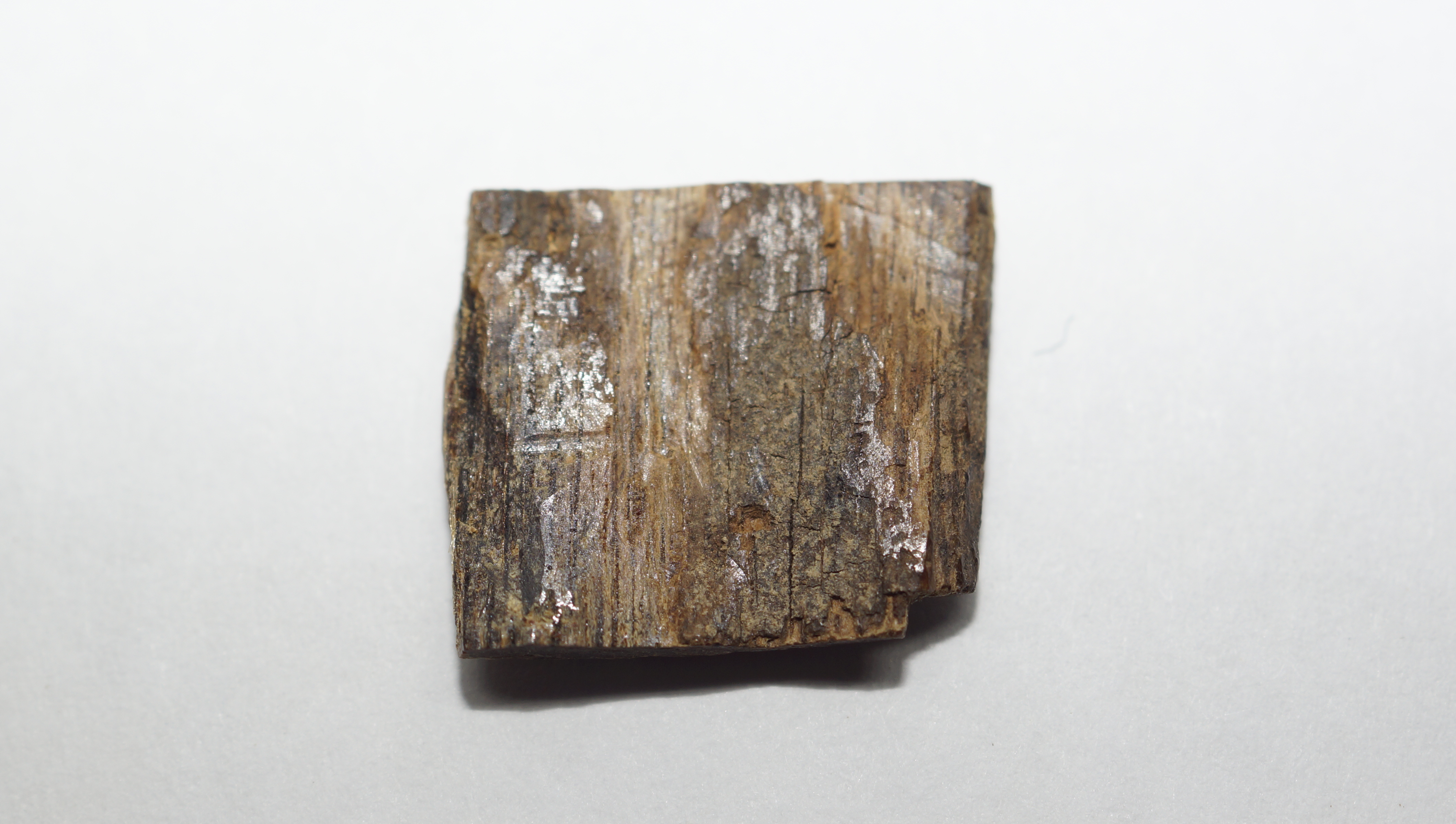 [Ouddict.com] Oud Wood