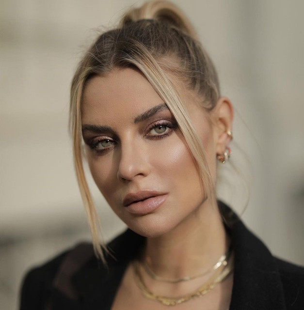 Veronica-Ferraro-2.jpg