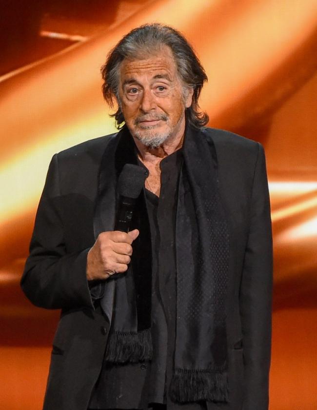 Pacino recuerda que su madre, su tía y su abuela “le pinchaban y tocaban” el pene mientras esperaban que un médico visitara su casa.Frank Micelotta/PictureGroup para/Shutterstock