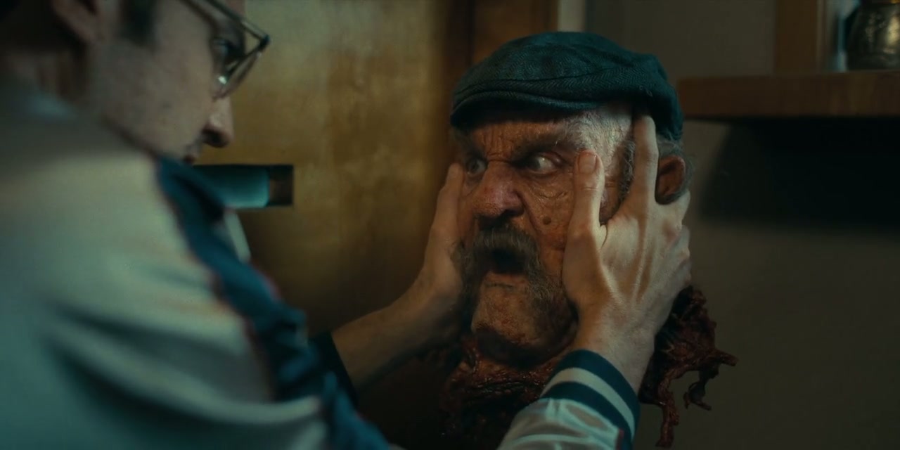Destroy All Neighbors Screenshot
