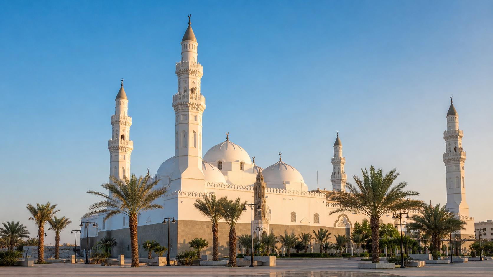 مسجد قباء أول مسجد في الإسلام في المدينة المنورة