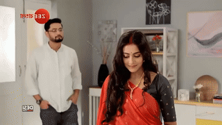 prothom-kache-esheche-d40b5b.gif