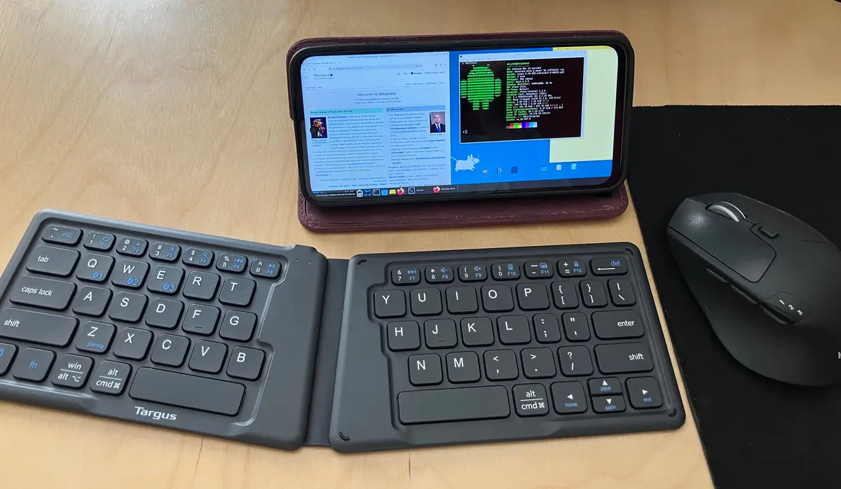Turning a $50 Smartphone into a Linux Laptop