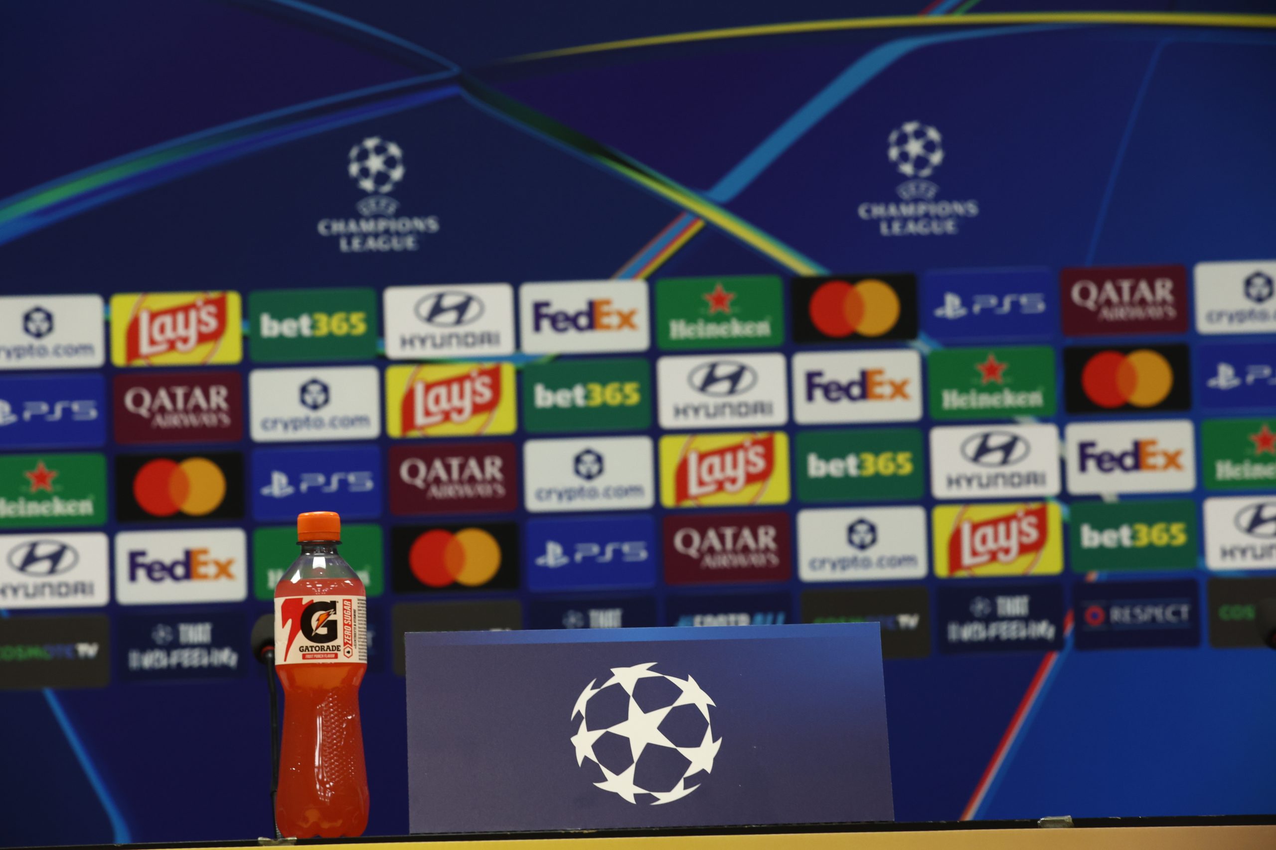 Ο ύμνος του Champions League δεν είναι ίδιος - Η αλλαγή που εξόργισε τους οπαδούς (VIDEO)