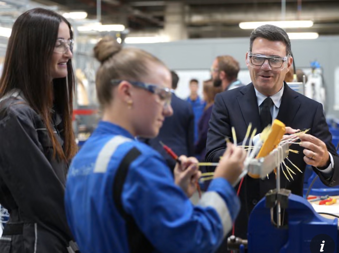 Photo accompanying: UK defence contractors pledge 40,000 annual jobs and apprenticeships