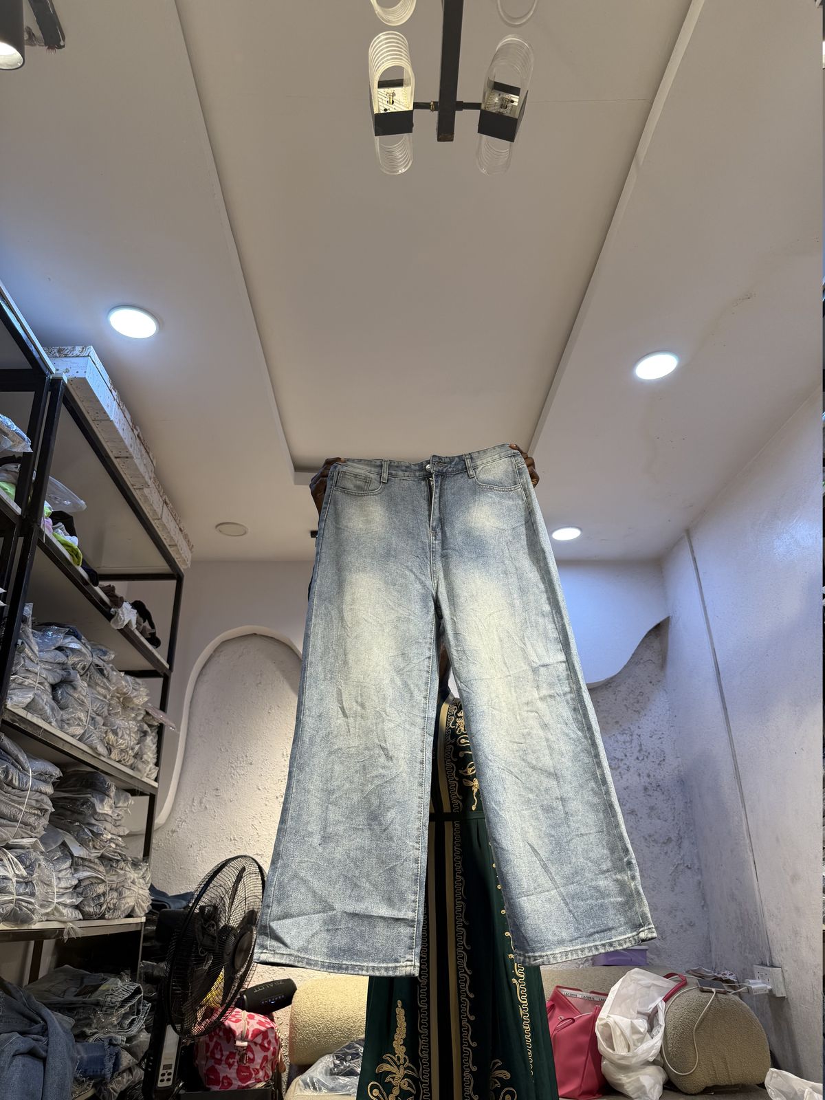 Waist 34