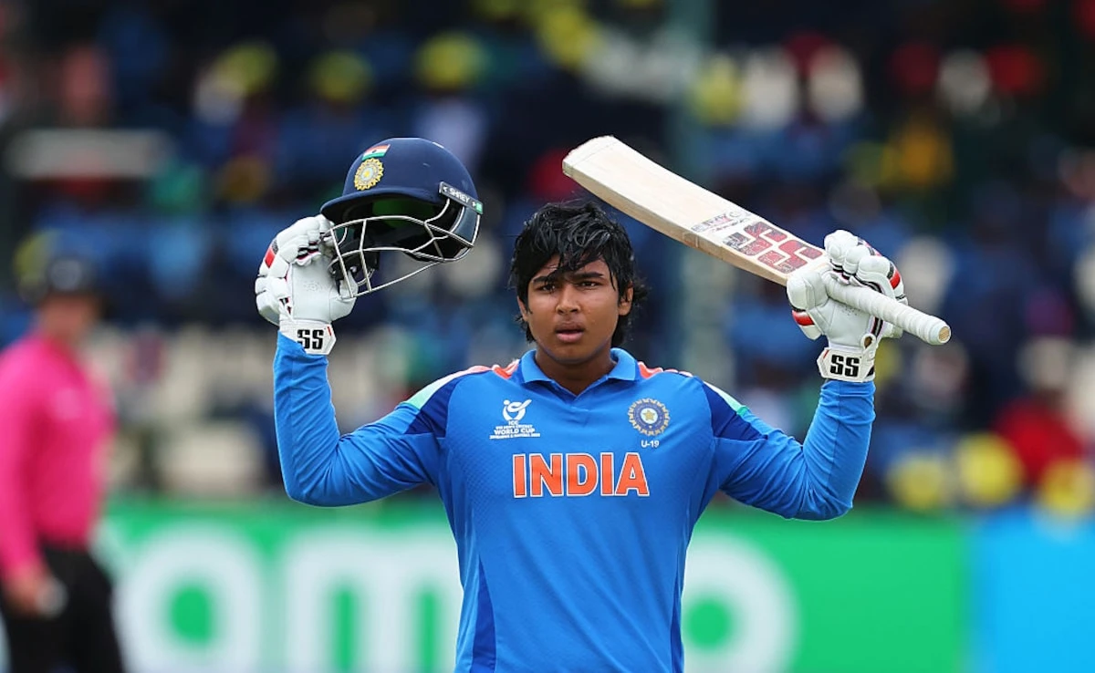 Watch Video: Vaibhav Sooryavanshi 11-ball fifty 