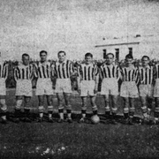 1932