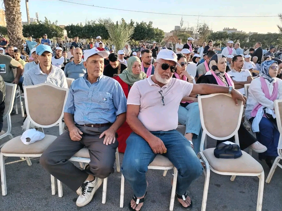 زايو تؤكد ثقلها كقلعة للاستقلال.. تجمع جماهيري حاشد بساحة المركب التجاري بحضور محمد الطيبي وتوحتوح ولطيفة الطيبي - صورة 6