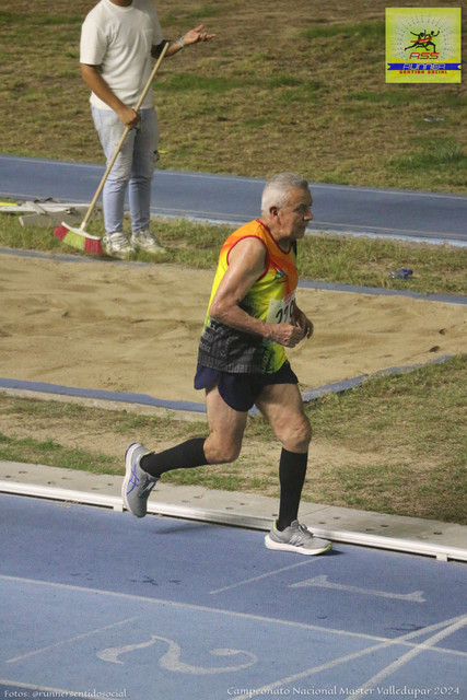 IMG-7945.jpg